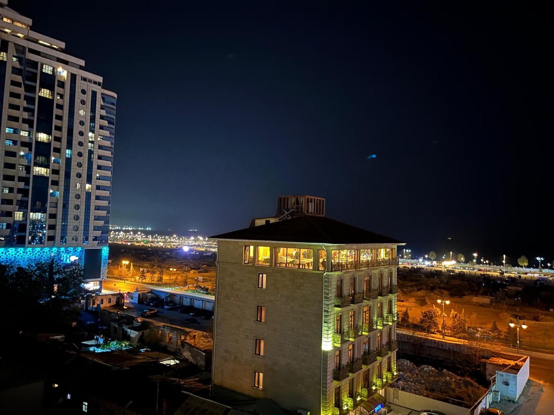 Sea View Couple Apartmant At Boulvard,Near Nizami Street Баку Экстерьер фото